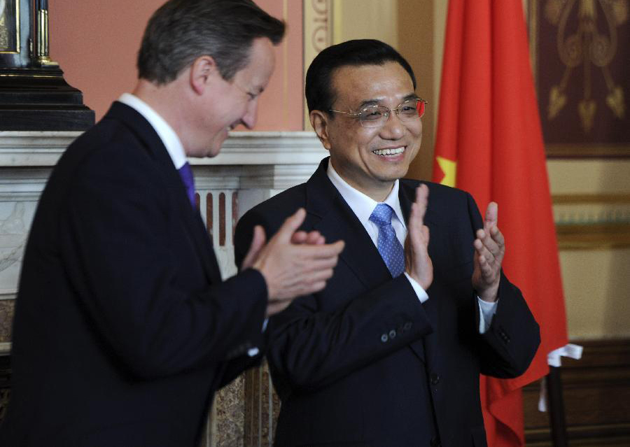 Premier Li, British PM attend signing ceremony of co-op documents