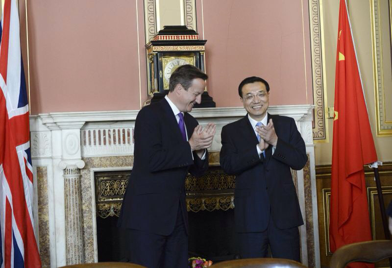 Premier Li, British PM attend signing ceremony of co-op documents