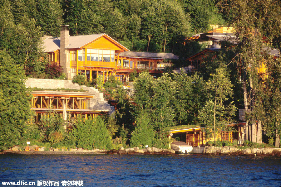 A look inside Bill Gates' $135 million home