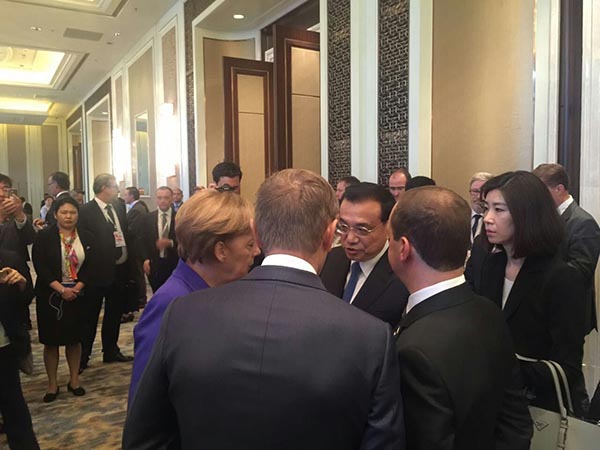 Premier Li addresses the 11th Asia-Europe Meeting Summit