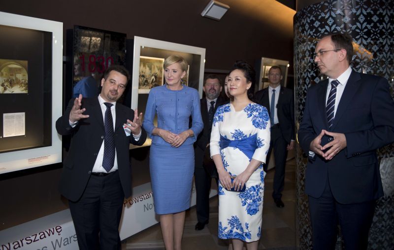 First lady visits Fryderyk Chopin Museum in Poland