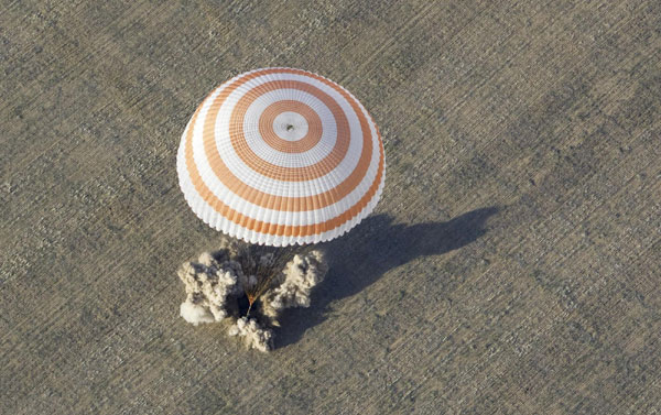 US-Russian space crew lands safely in Kazakhstan