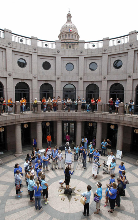 Thousands flock to Texas Capitol over abortion