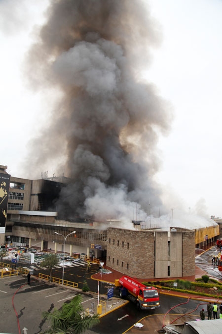 Big fire closes Nairobi airport