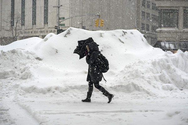 Snow storms threaten to chill US economy