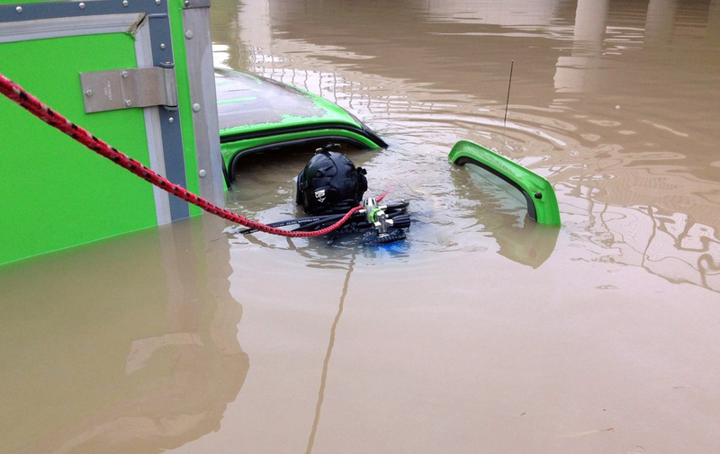 Cars become boats due to heavy rain