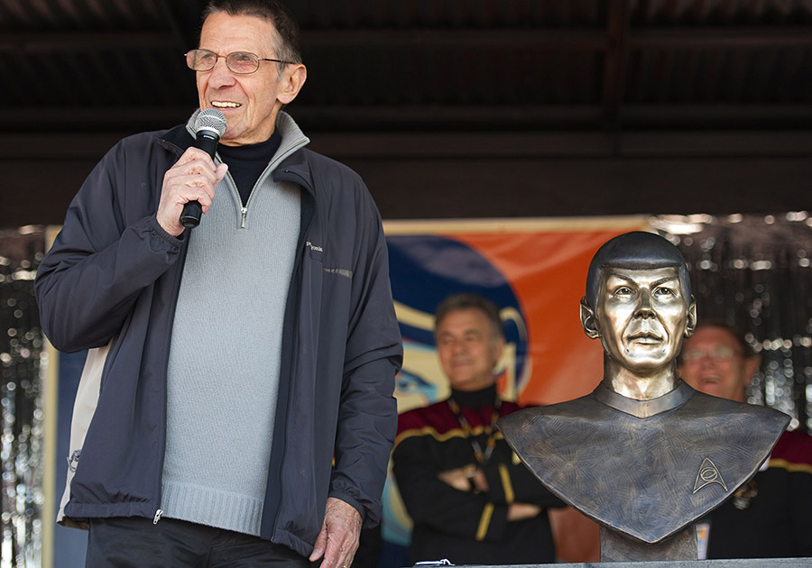 Reaction to death of 'Star Trek' actor Leonard Nimoy