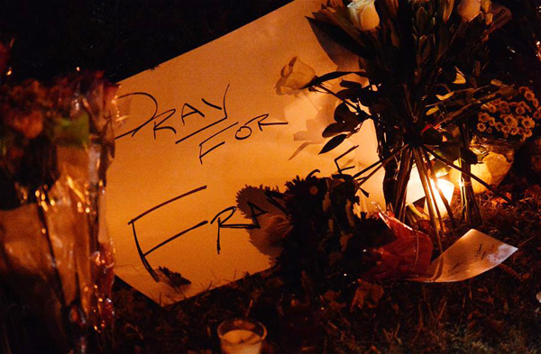 Victims of terrorist attacks in Paris commemorated worldwide