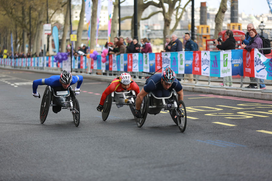 London Marathon 2016 in pictures