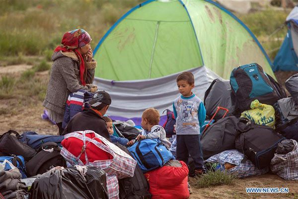 2,000 refugees relocated on first day of major police operation