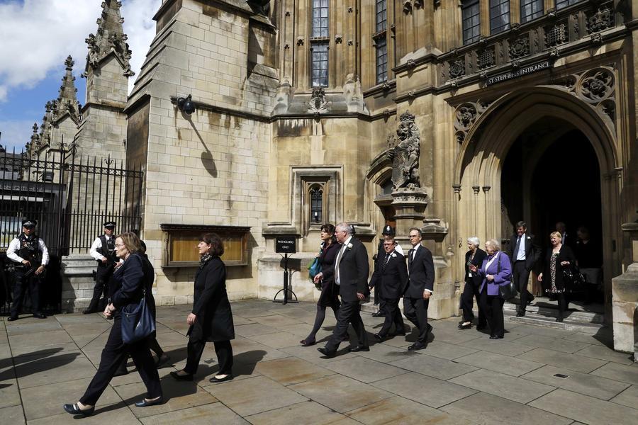 British MPs pay tribute to murdered MP Jo Cox