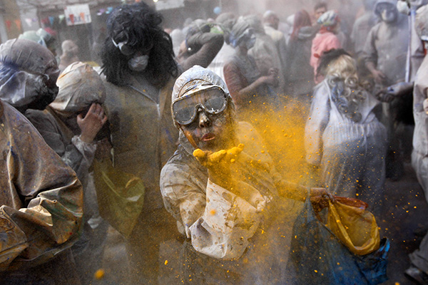 Flour power lifts spirits as Greek village stages mock battle